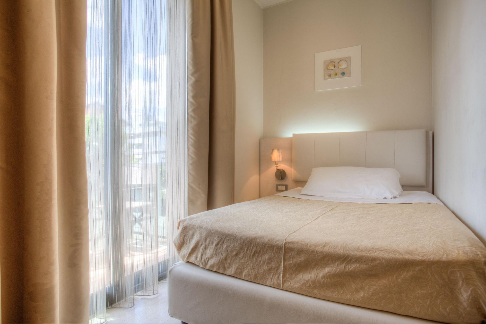 Ferretti Beach Hotel Ρίμινι Εξωτερικό φωτογραφία