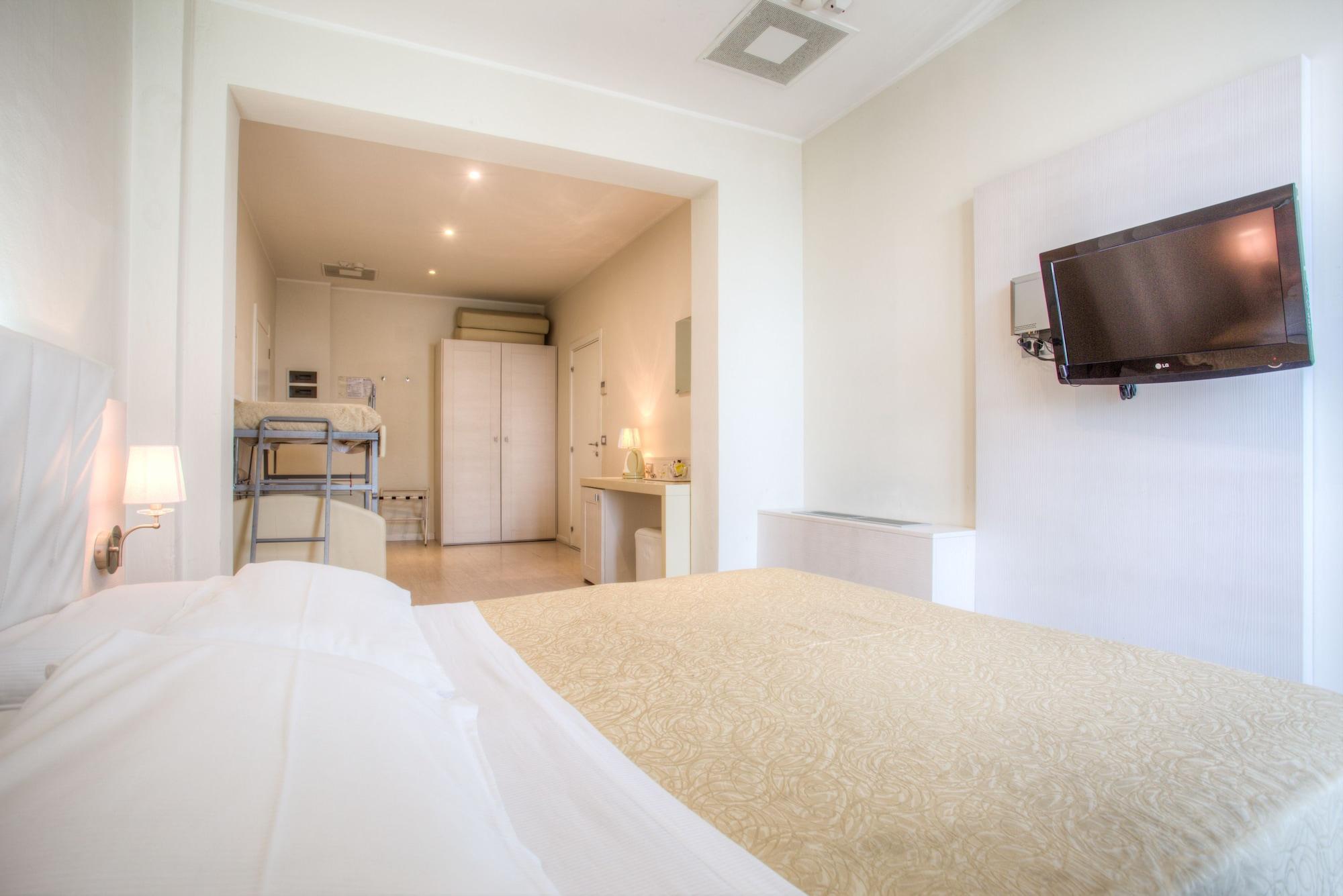 Ferretti Beach Hotel Ρίμινι Εξωτερικό φωτογραφία
