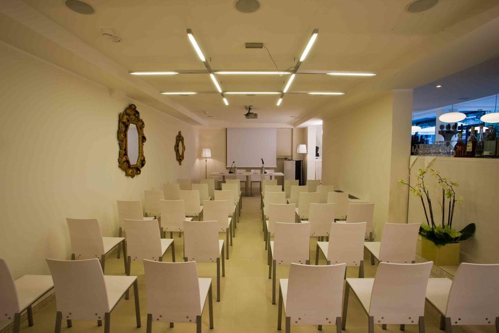Ferretti Beach Hotel Ρίμινι Εξωτερικό φωτογραφία